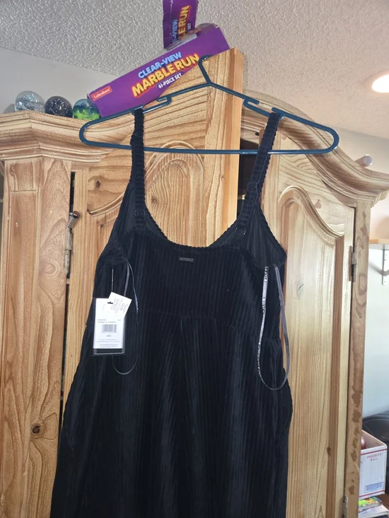 Volcom Black Ribbed Velvet Top - Picture 3 of 4